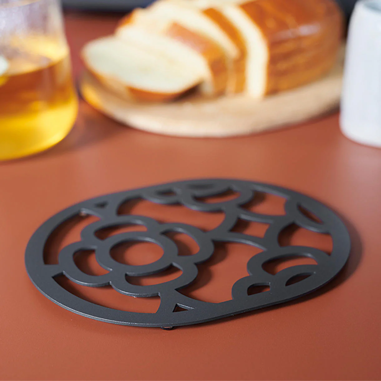 Lorette Trivets