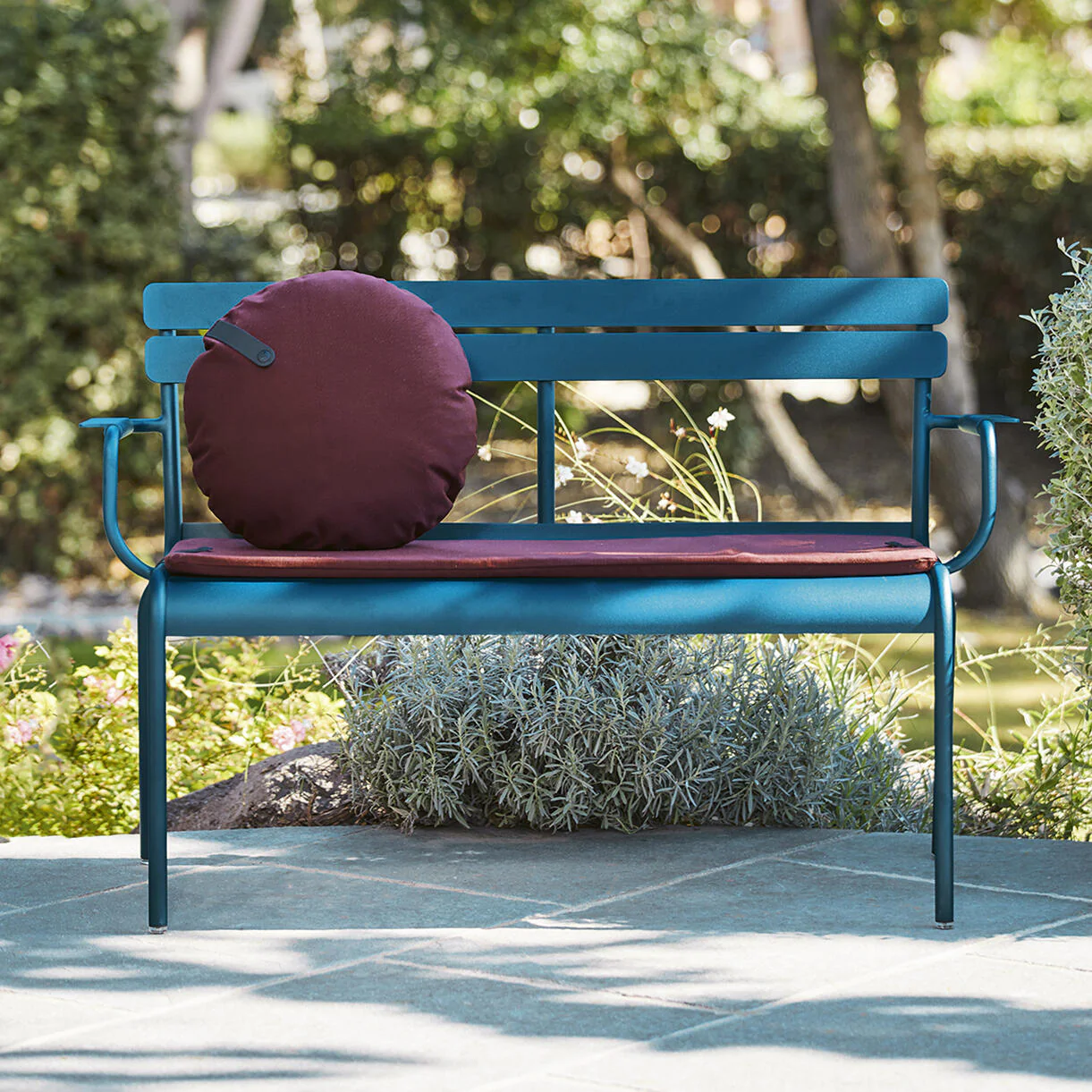 Luxembourg Garden Bench - Image 34