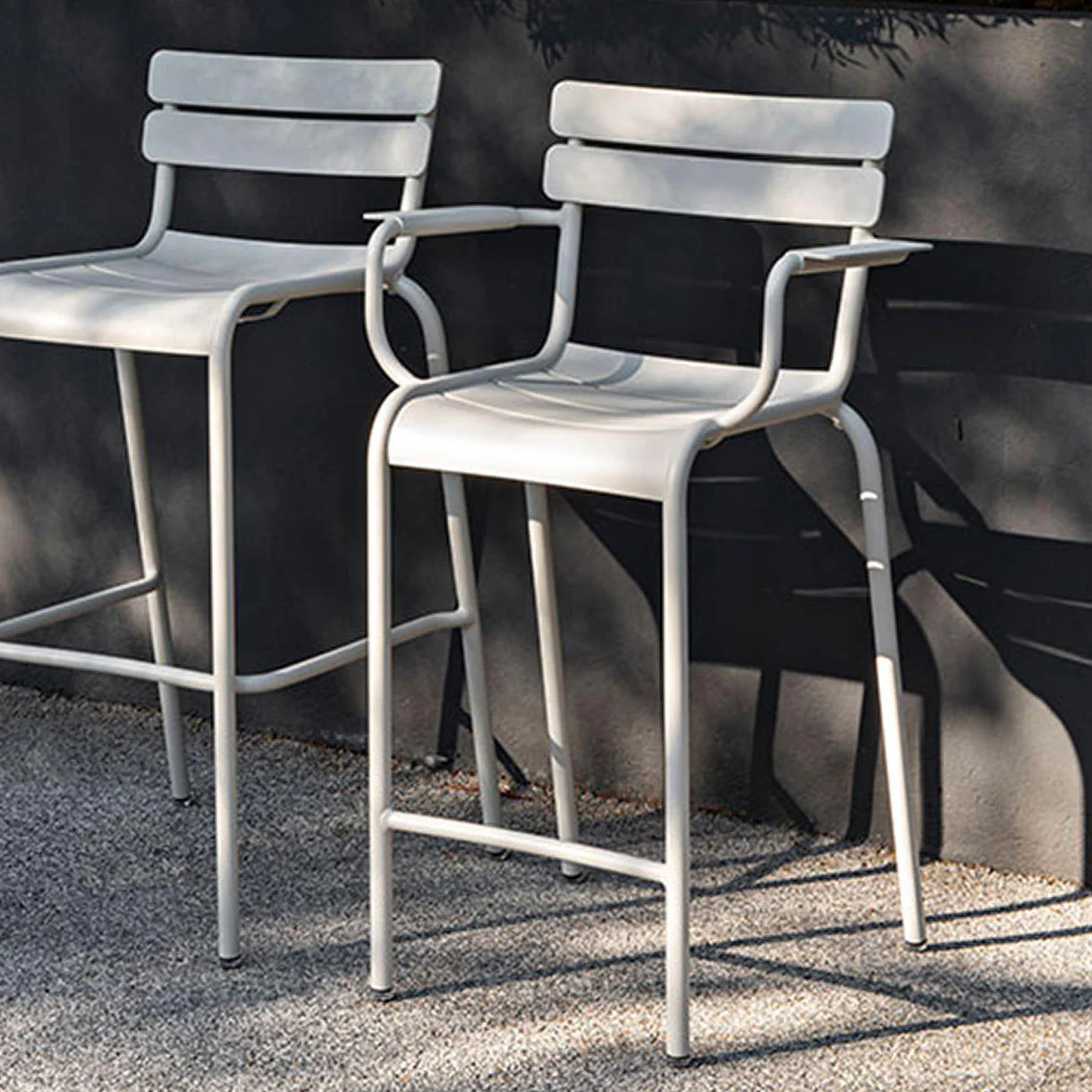 Luxembourg High Armchair