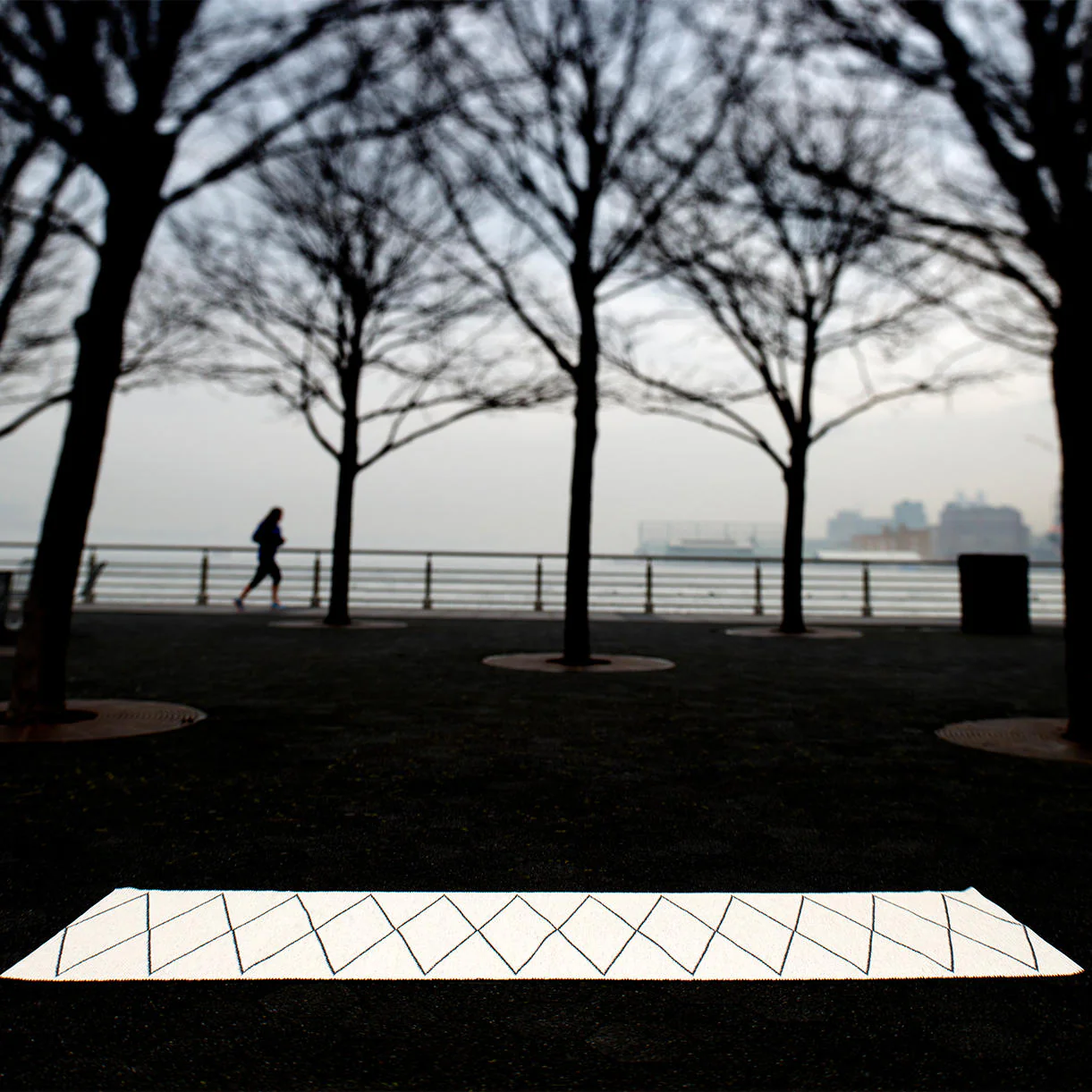 Max Outdoor Long Runner - Image 4