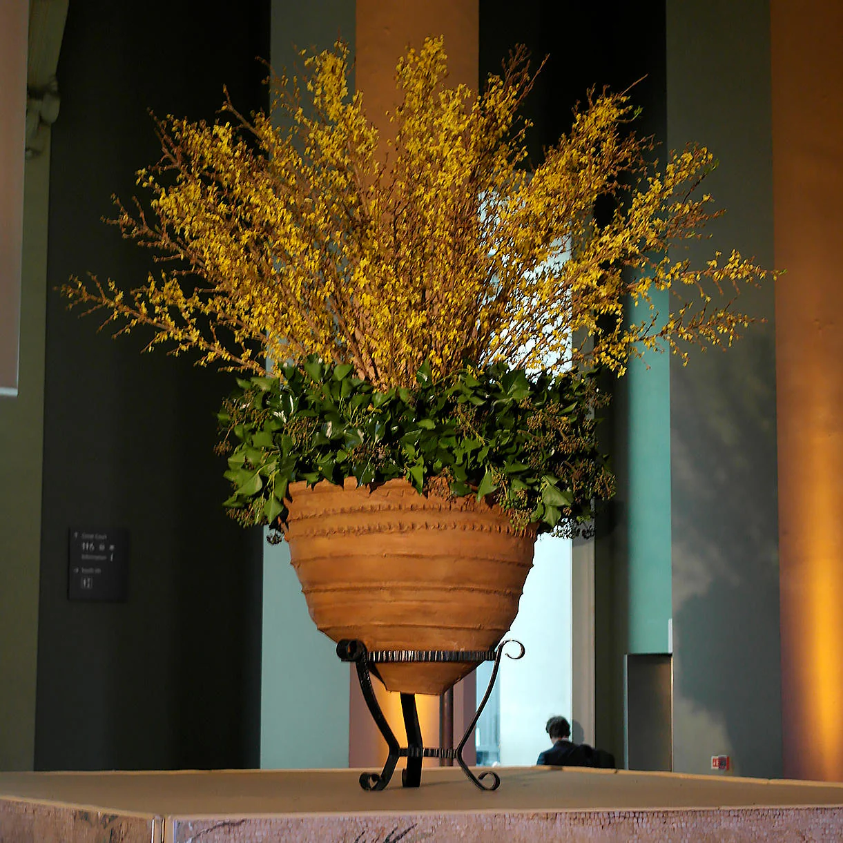 Mediterranean Bowl Planter