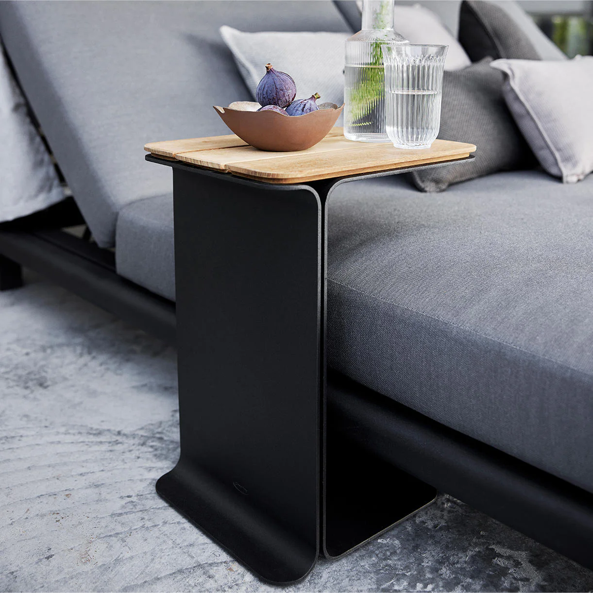 Mega Side Table - Image 3