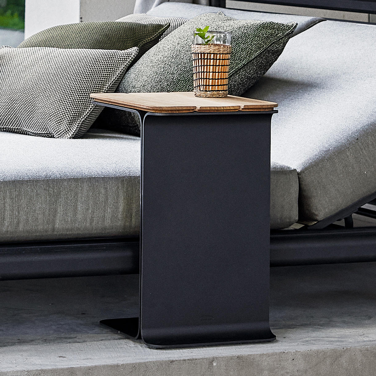 Mega Side Table - Image 4