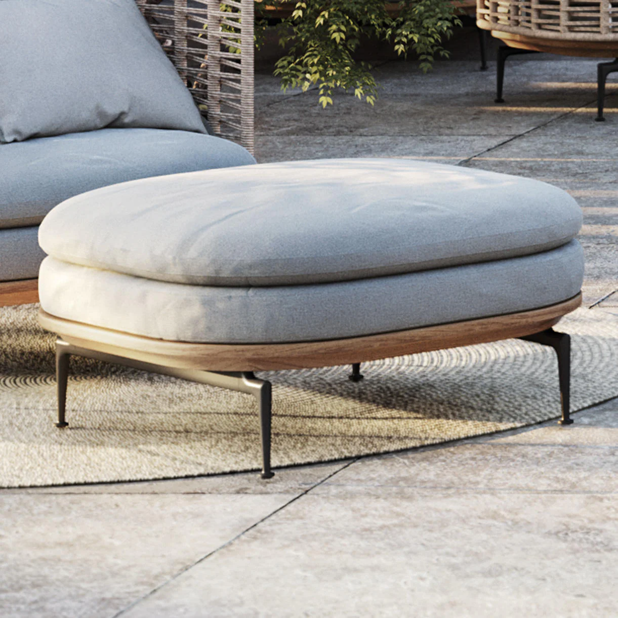Mistral Ottoman