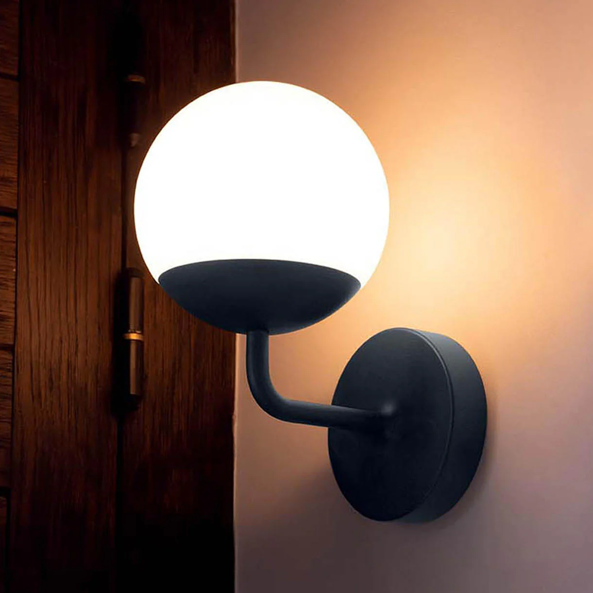 Mooon! Wall Light
