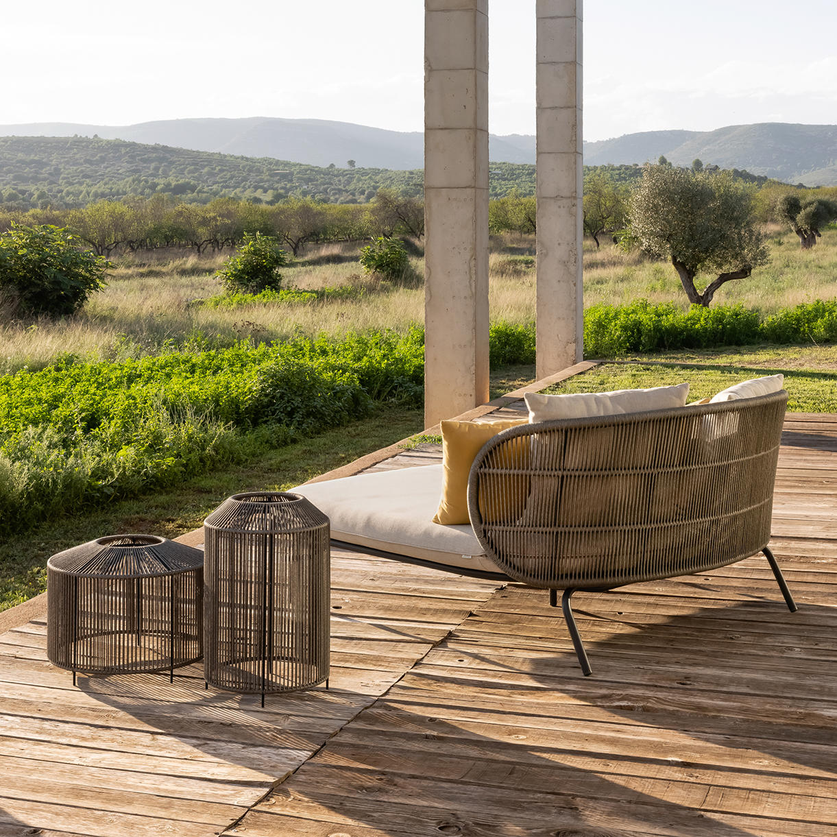 Mora Tall Solar Lantern - Image 4