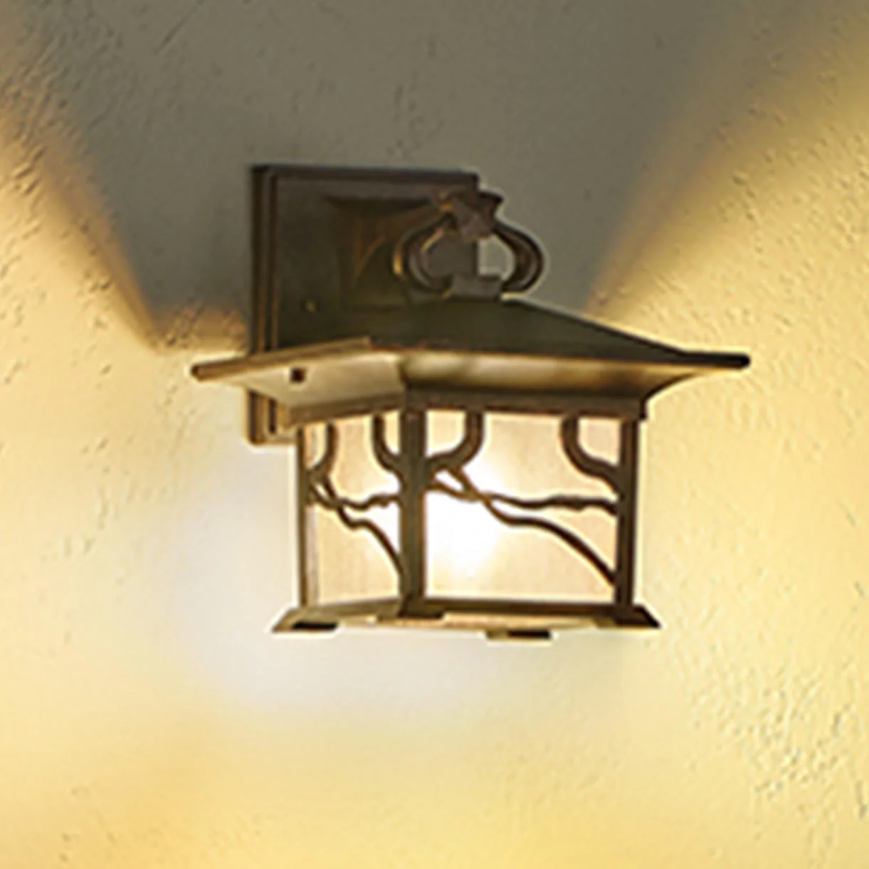 Morris Outdoor Wall Lanterns - Image 4