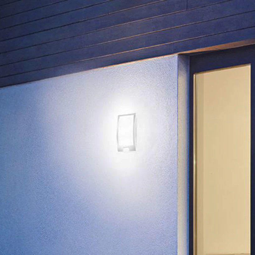 Motion Sensor Stainless Steel Edged Wall Light - Image 3