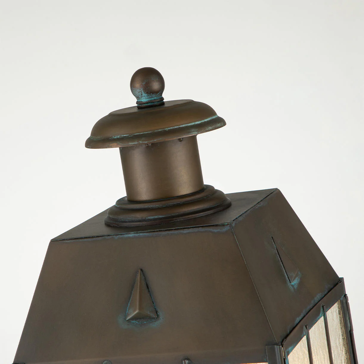 Nantucket Outdoor Large Pedestal Lantern - Image 3