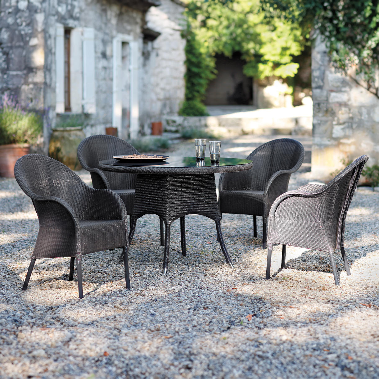 Nimes 130cm Round Dining Table - Image 2