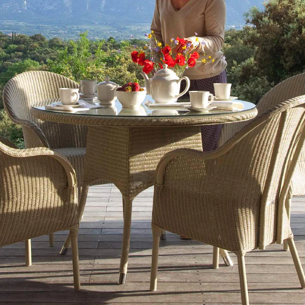 Nimes 110cm Round Dining Table