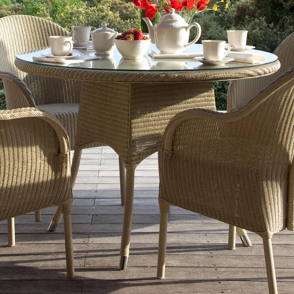 Nimes 110cm Round Dining Table - Image 2