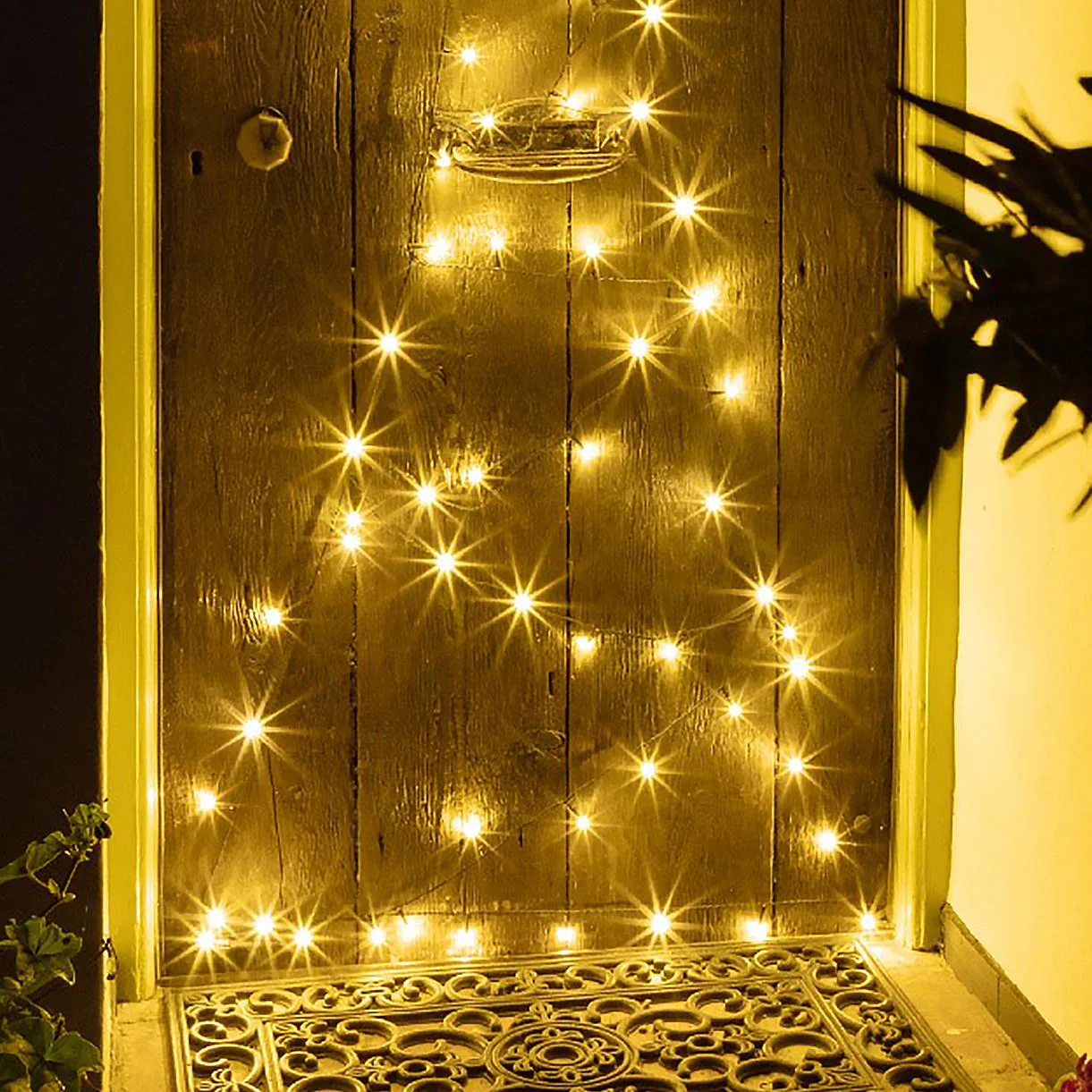 Outdoor Illuminated Door Tree with LED Lights - Image 3