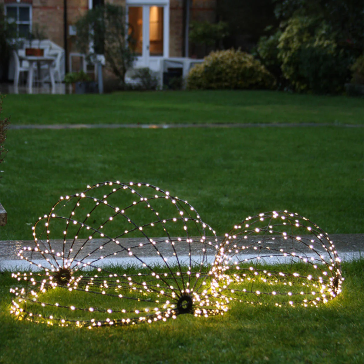 Outdoor 300 LED Illuminated Dual Function Decorative Spheres - Image 4