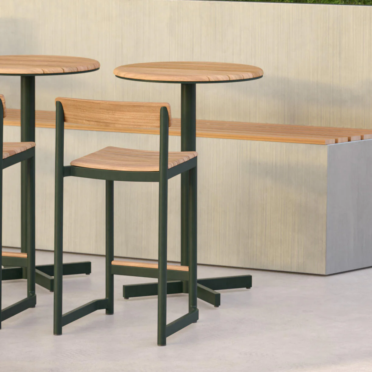 Pelagus 95cm High Round Table