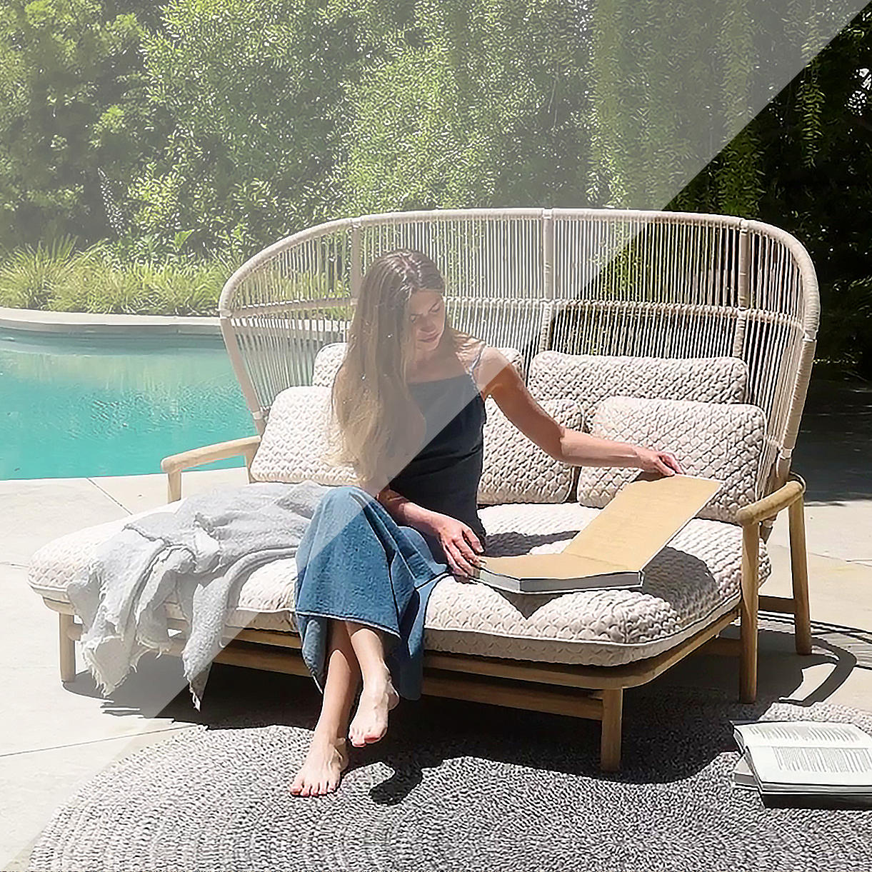 Protectiver Cover for Fern High Back Daybed