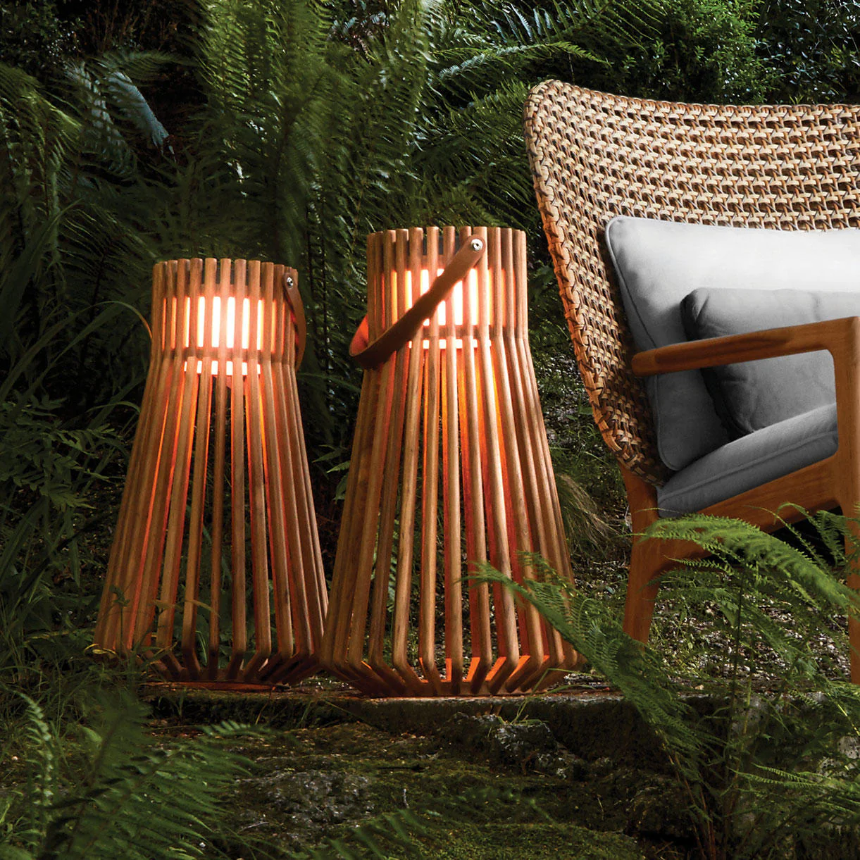 Ray Teak LED Lantern - Image 2