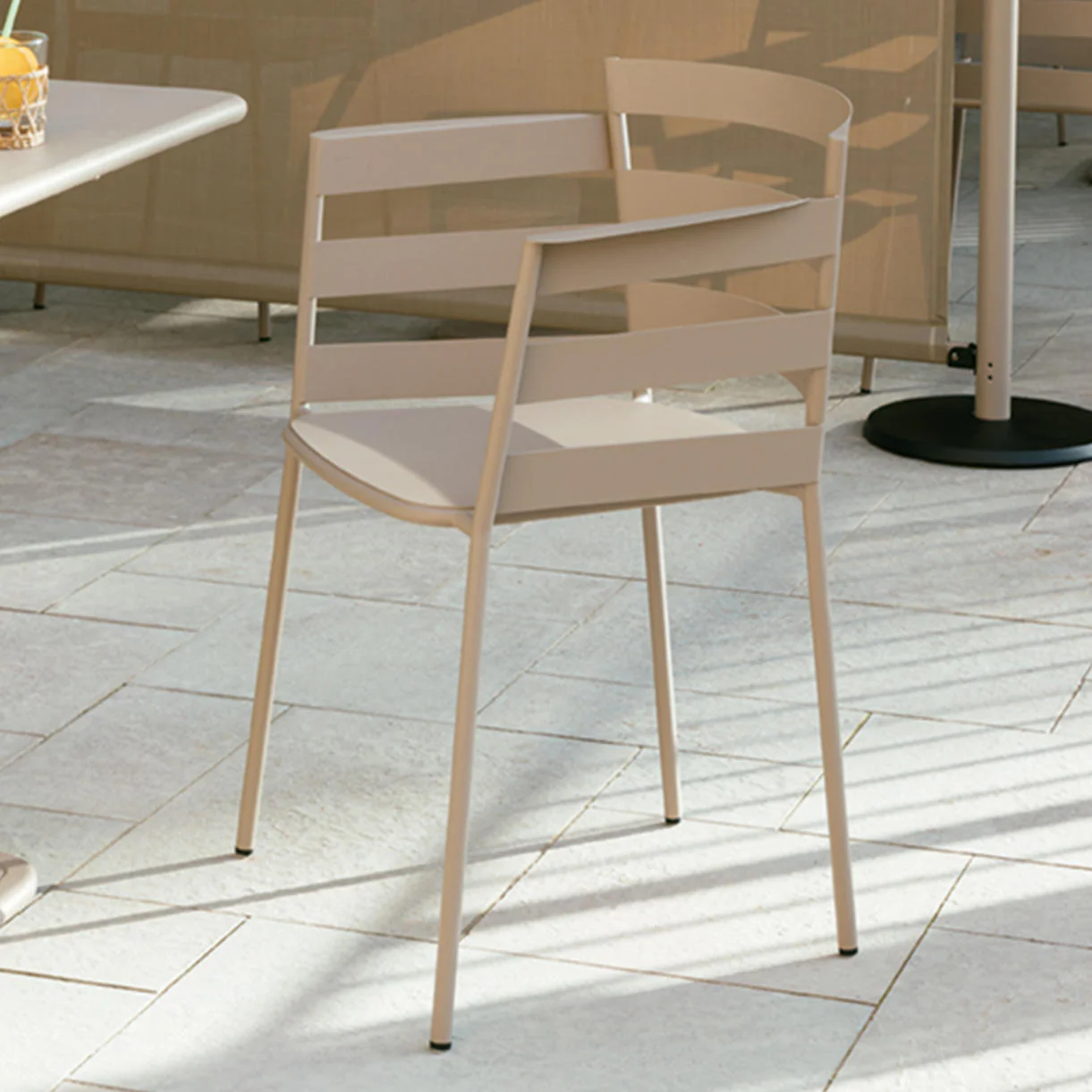 Rythmic Armchair - Image 3