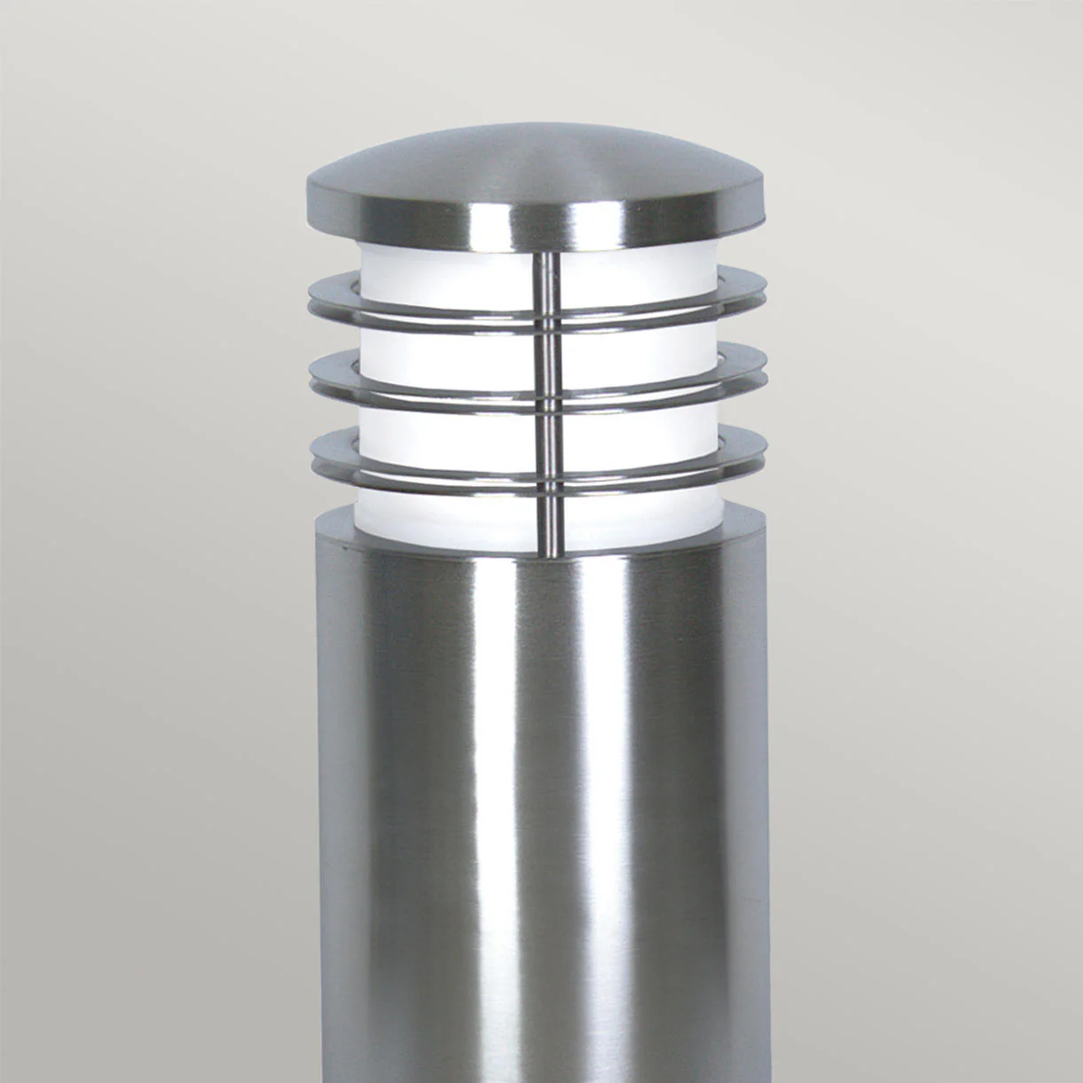 Sandbanks Outdoor Bollards - Image 3