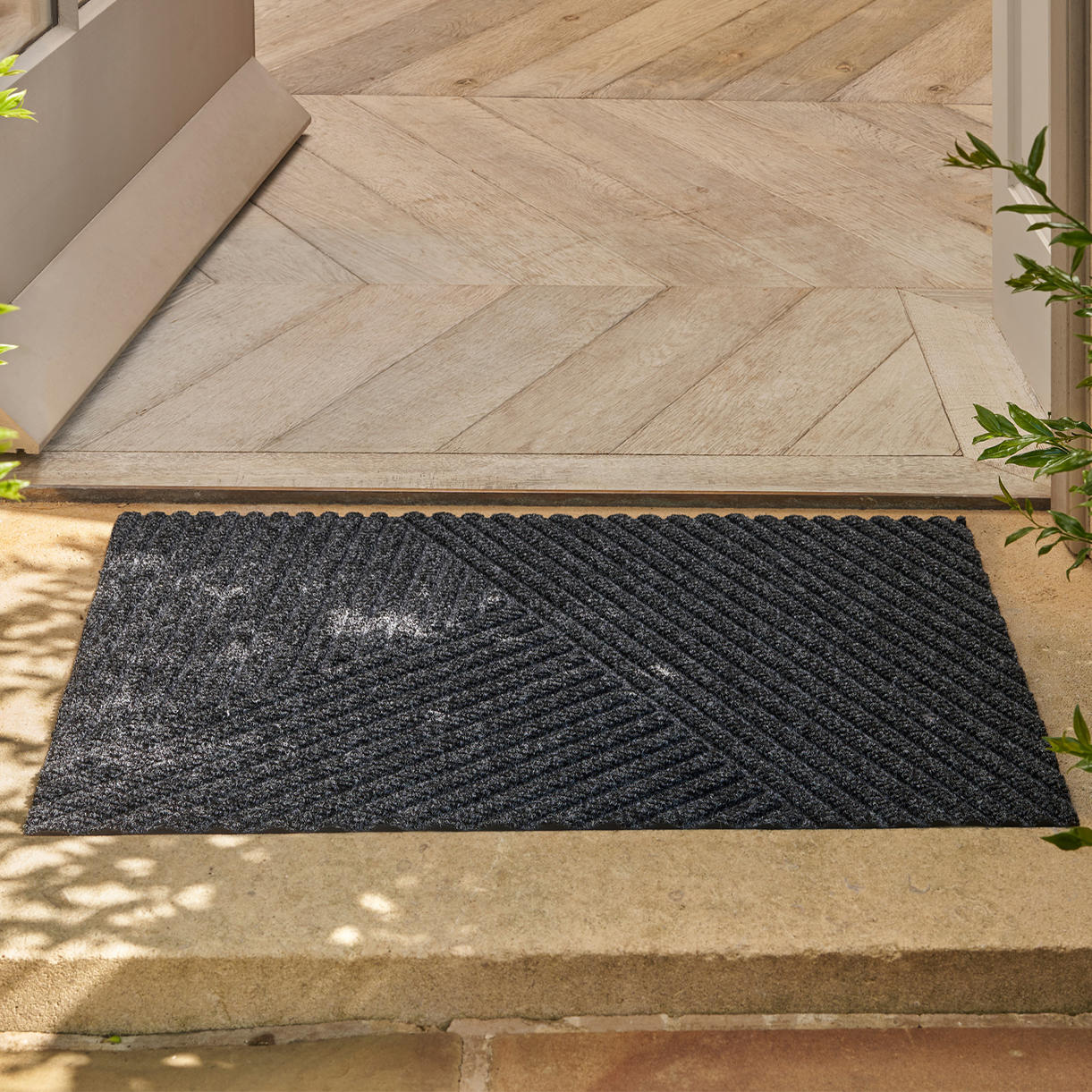 Sculpted Stripes Doormat