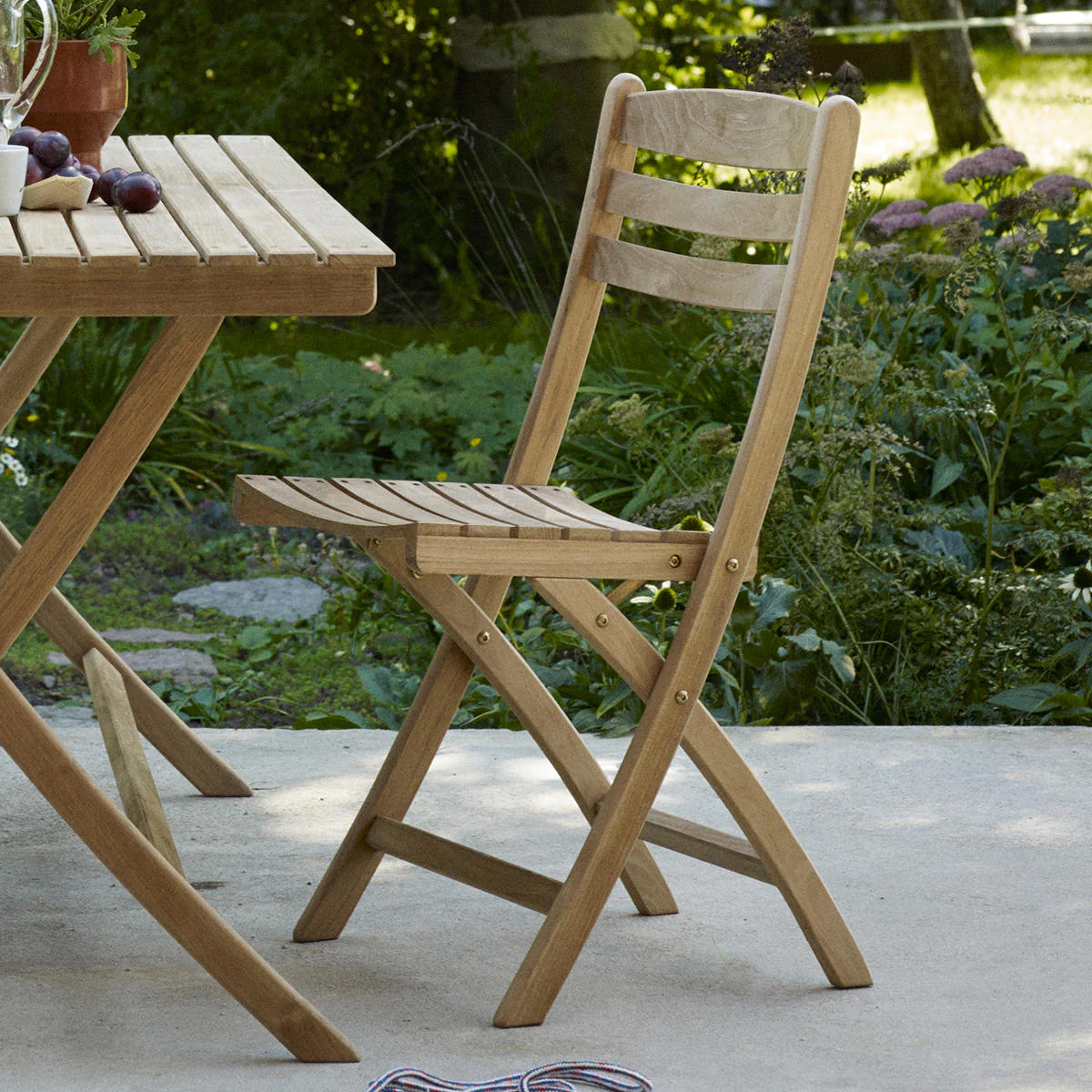 Selandia Folding Dining Chair