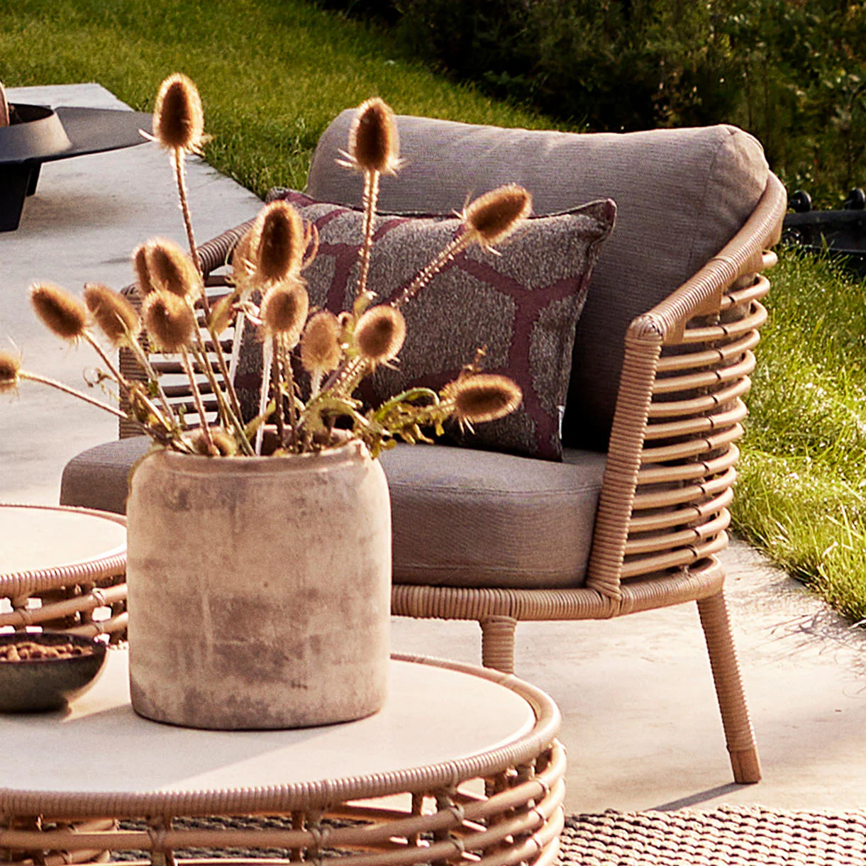 Sense Outdoor Lounge Chair - Image 2