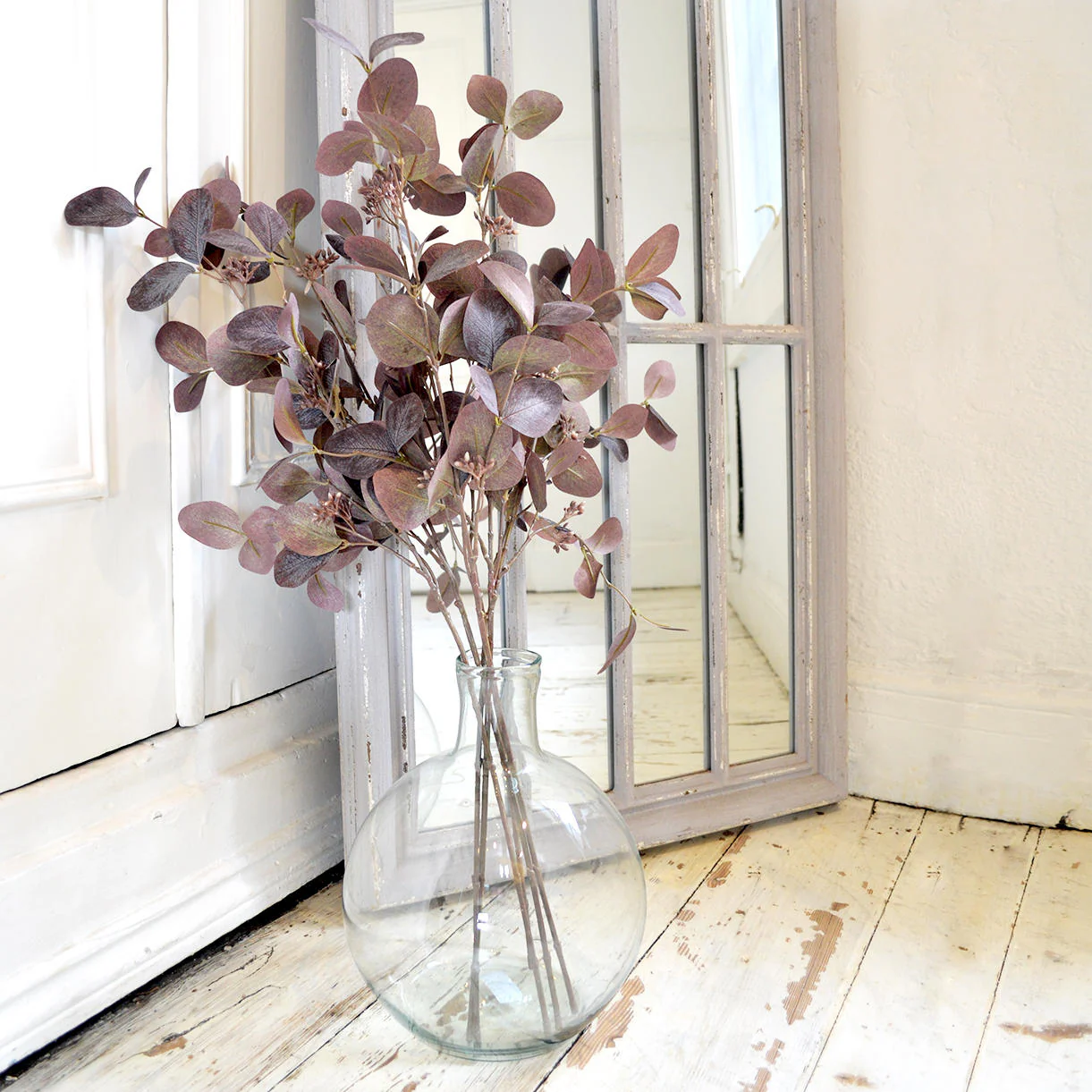 Single Stem Glass Vase - Image 2