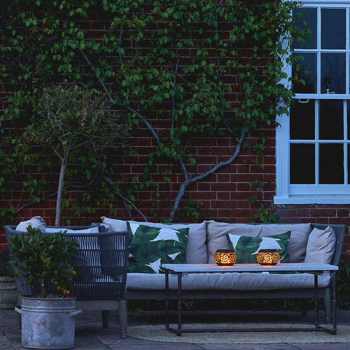 Solar Flame Outdoor Lantern - Image 4