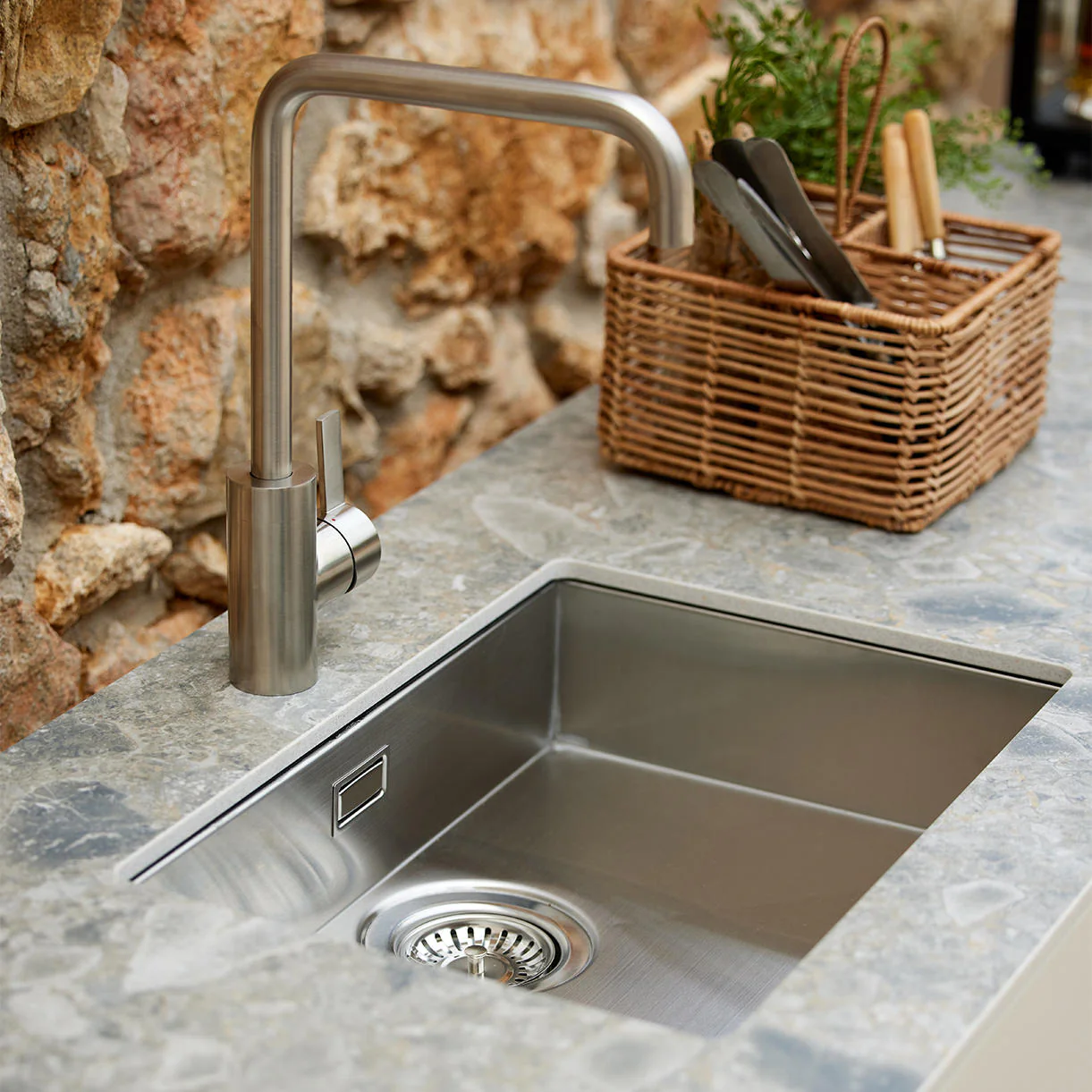 Sticks Outdoor Kitchen Unit with Sink and Tap - Image 2