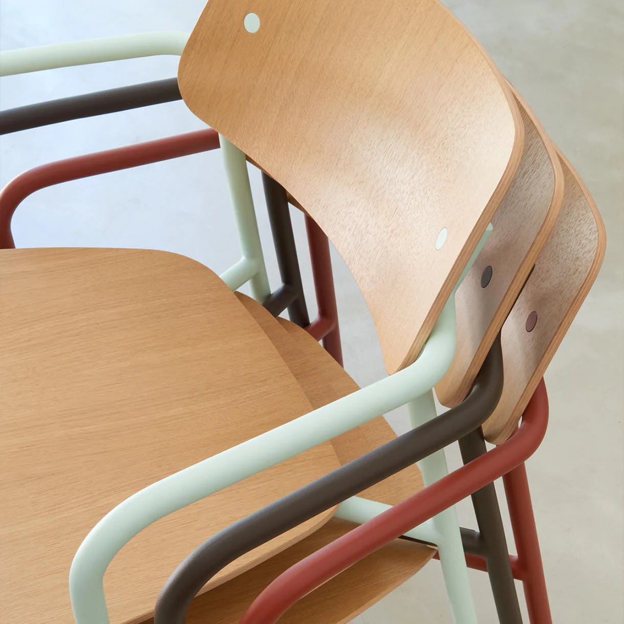 Studie Indoor Oak Lounge Chair - Image 4