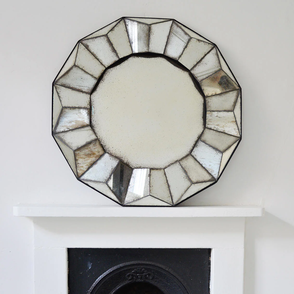 Sunburst Antiqued Round Mirror - Image 2