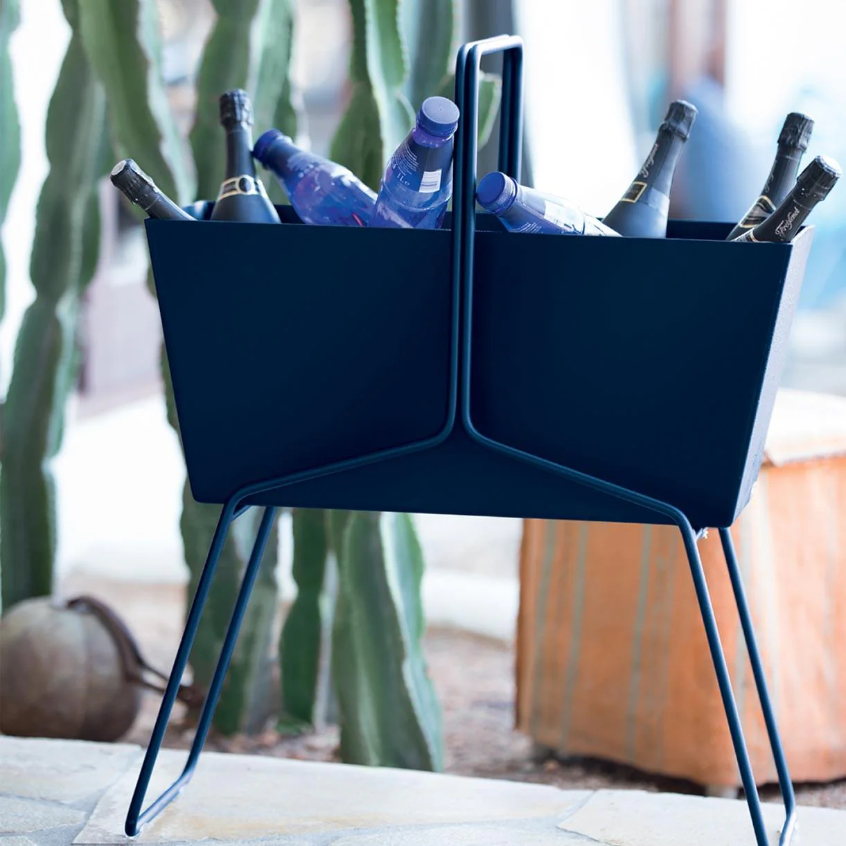 Fermob Tall Basket Planter - Image 5