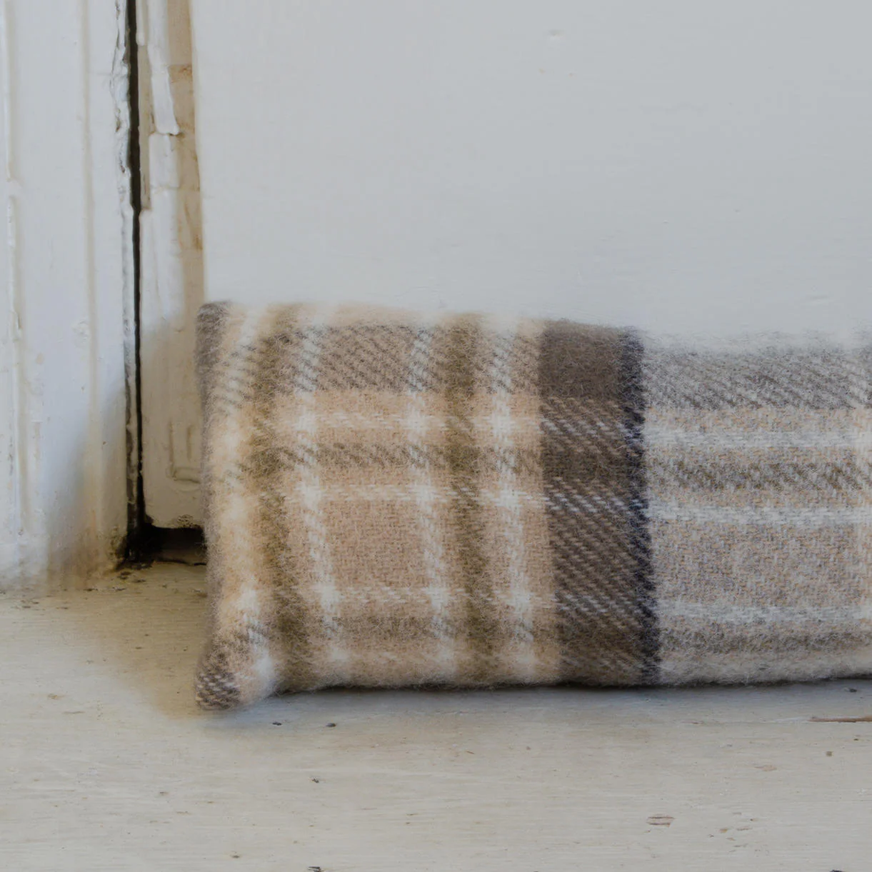 Tartan Draught Excluder - Image 3