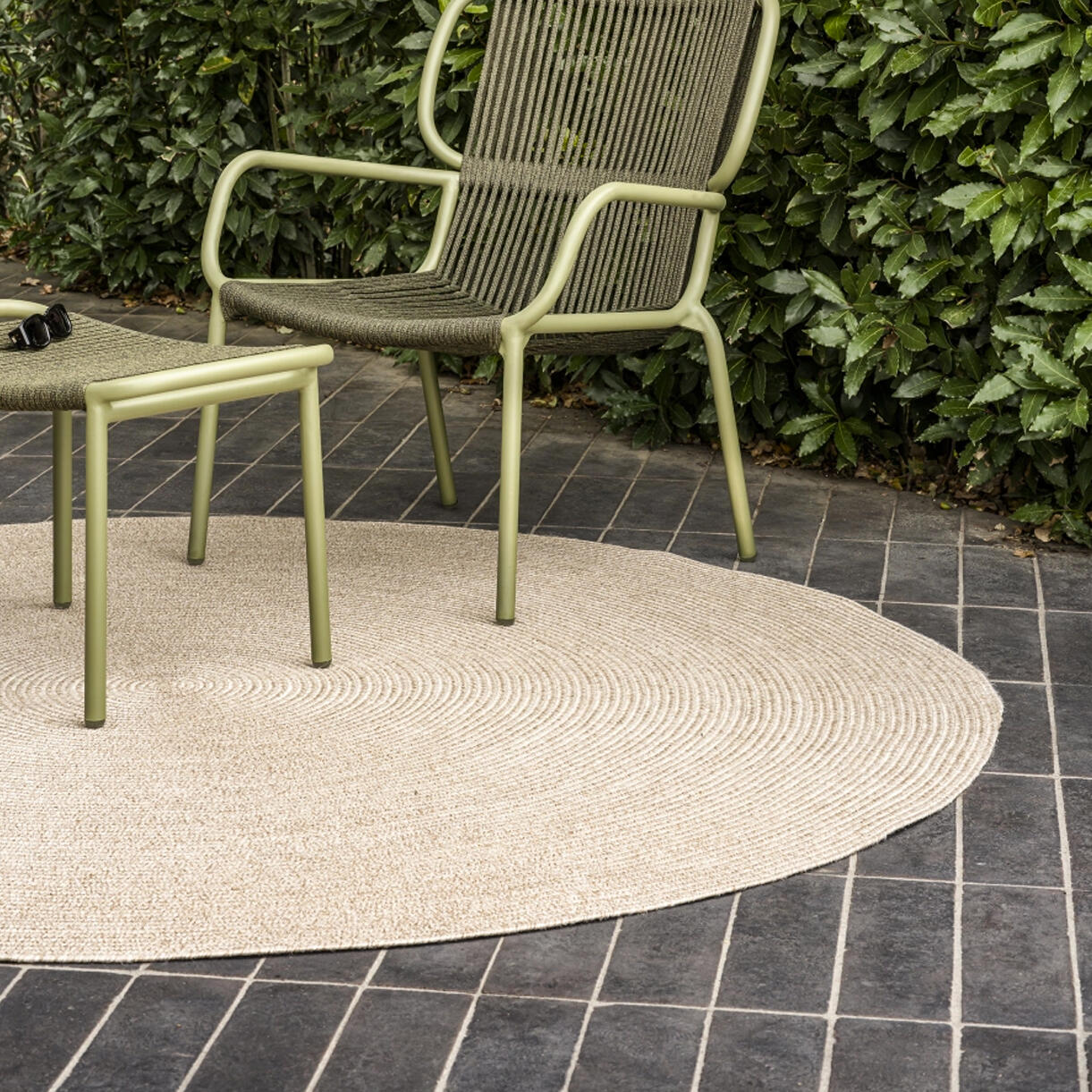Tessa Outdoor Round Rugs by Vincent Sheppard