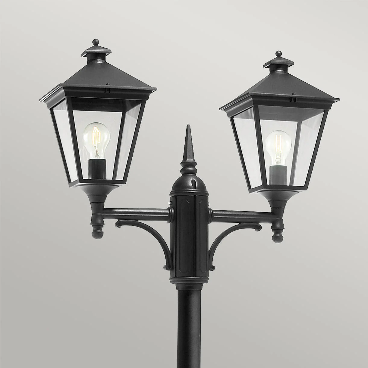 Turin Twin Post Lantern - Image 3