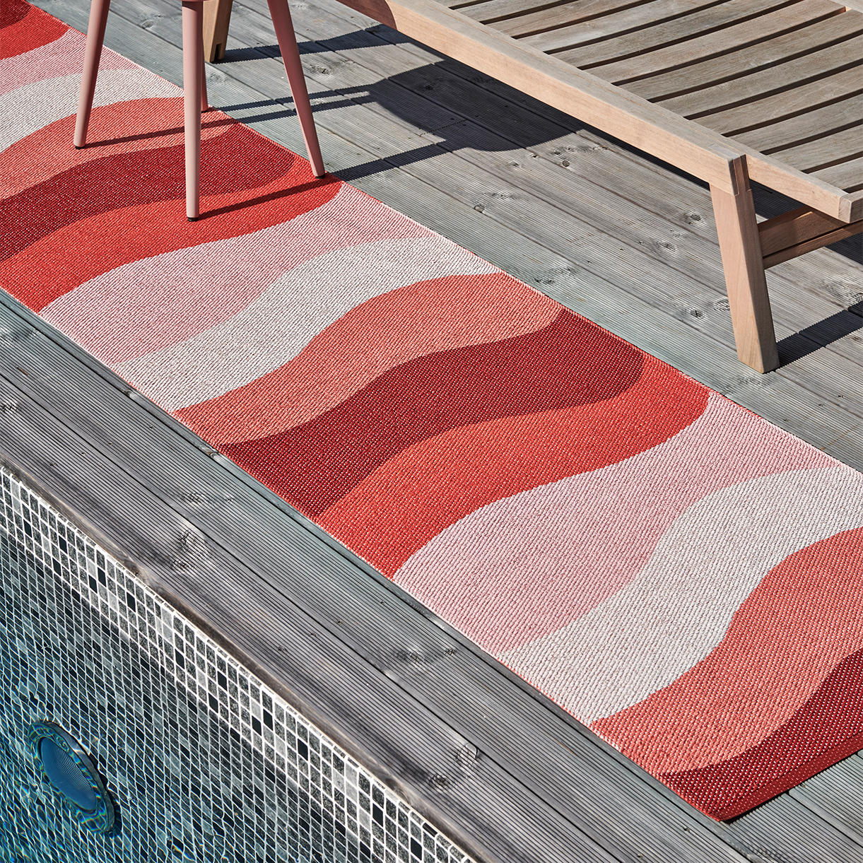 Urvi Large Outdoor Runners - Image 14