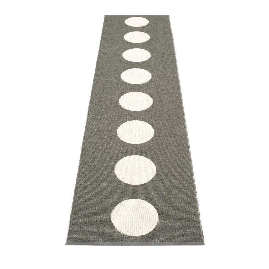 Vera Neutral Large Outdoor Runners - Image 30