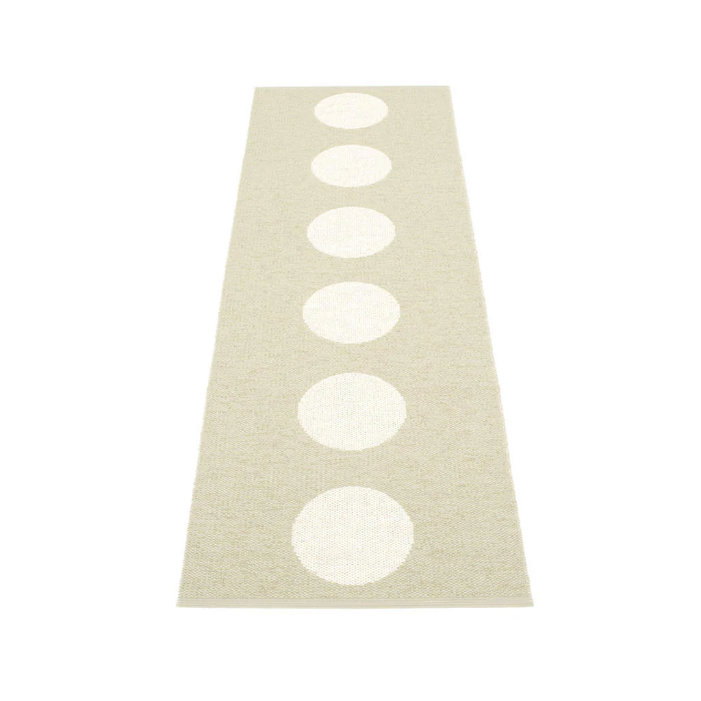 Vera Neutral Outdoor Runners - Image 26