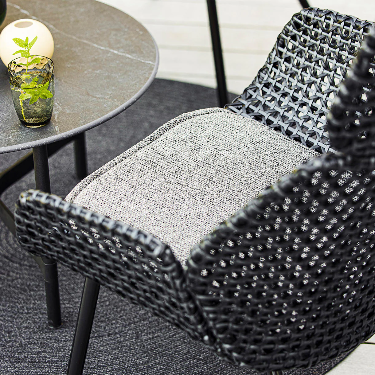 Vibe High Back Chair - Image 3